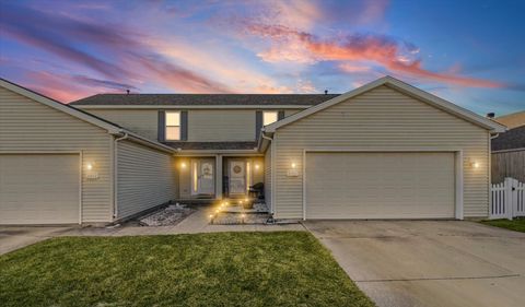 Photo of 3915 Balmoral Drive, Champaign, IL 61822 (MLS # 12546747)