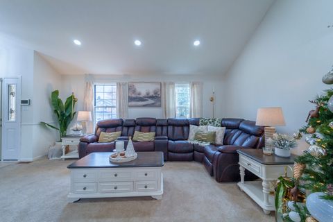 Tiny photo for 4008 192nd Place, Country Club Hills, IL 60478 (MLS # 12577733)