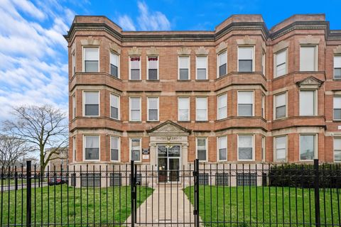 7152 S Emerald Avenue Chicago IL 60621