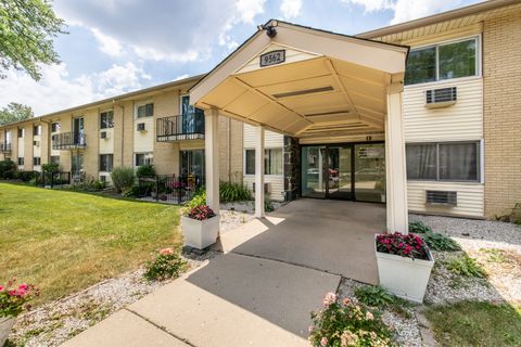 A home in Des Plaines