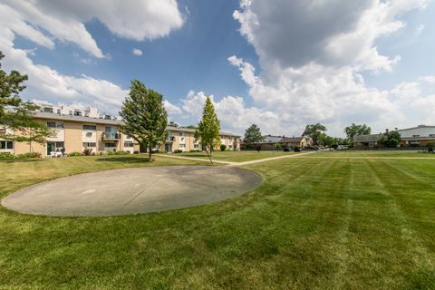 A home in Des Plaines