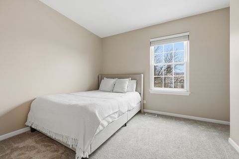 Tiny photo for 1880 Gleneagle Circle, Elgin, IL 60123 (MLS # 12603110)