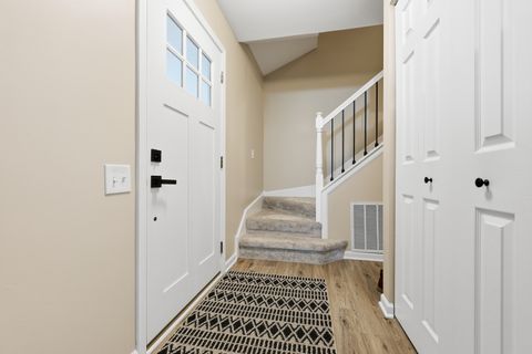 Tiny photo for 1880 Gleneagle Circle, Elgin, IL 60123 (MLS # 12603110)