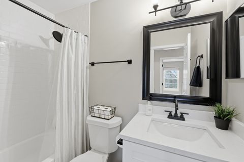 Tiny photo for 1880 Gleneagle Circle, Elgin, IL 60123 (MLS # 12603110)