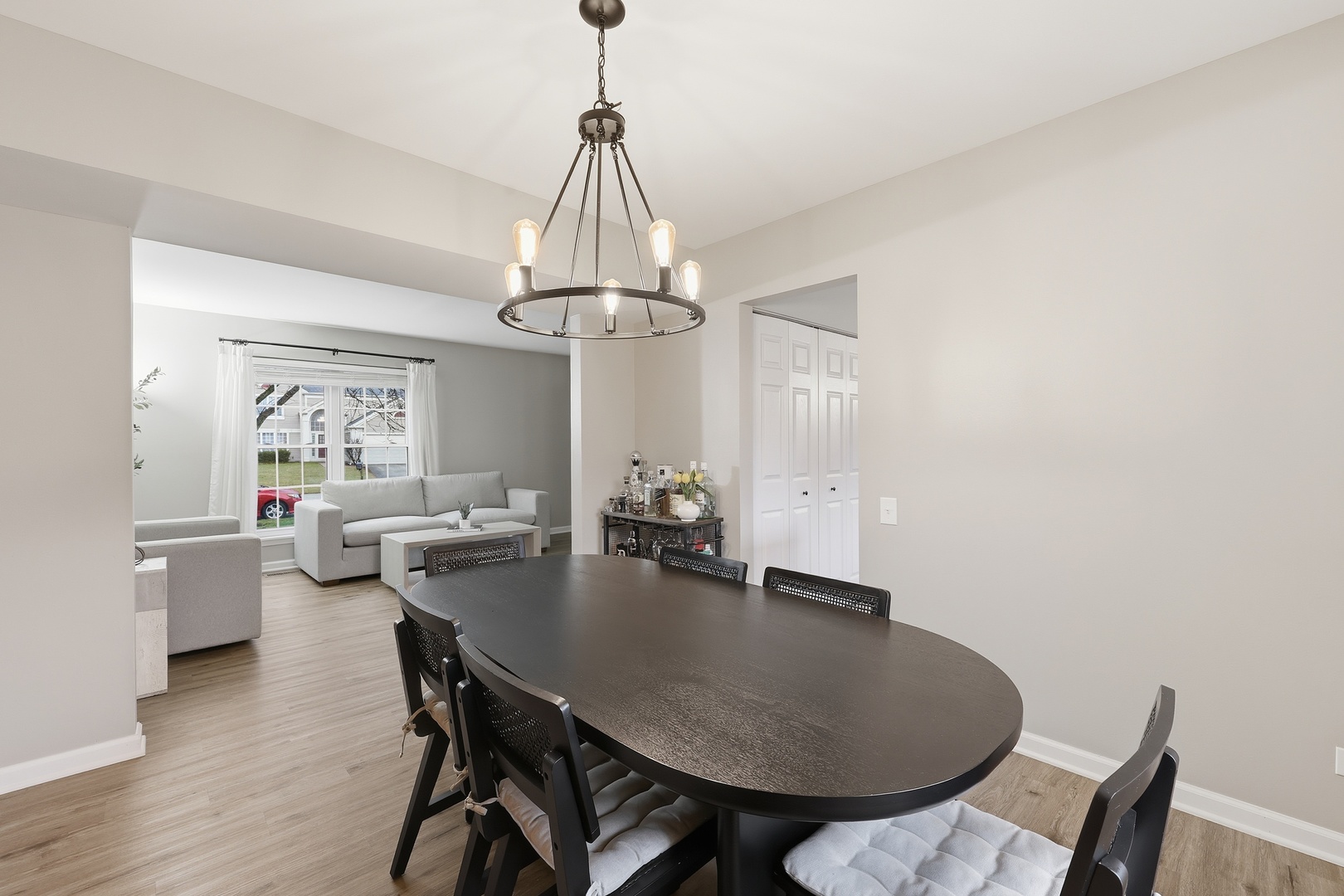 1880 Gleneagle Circle