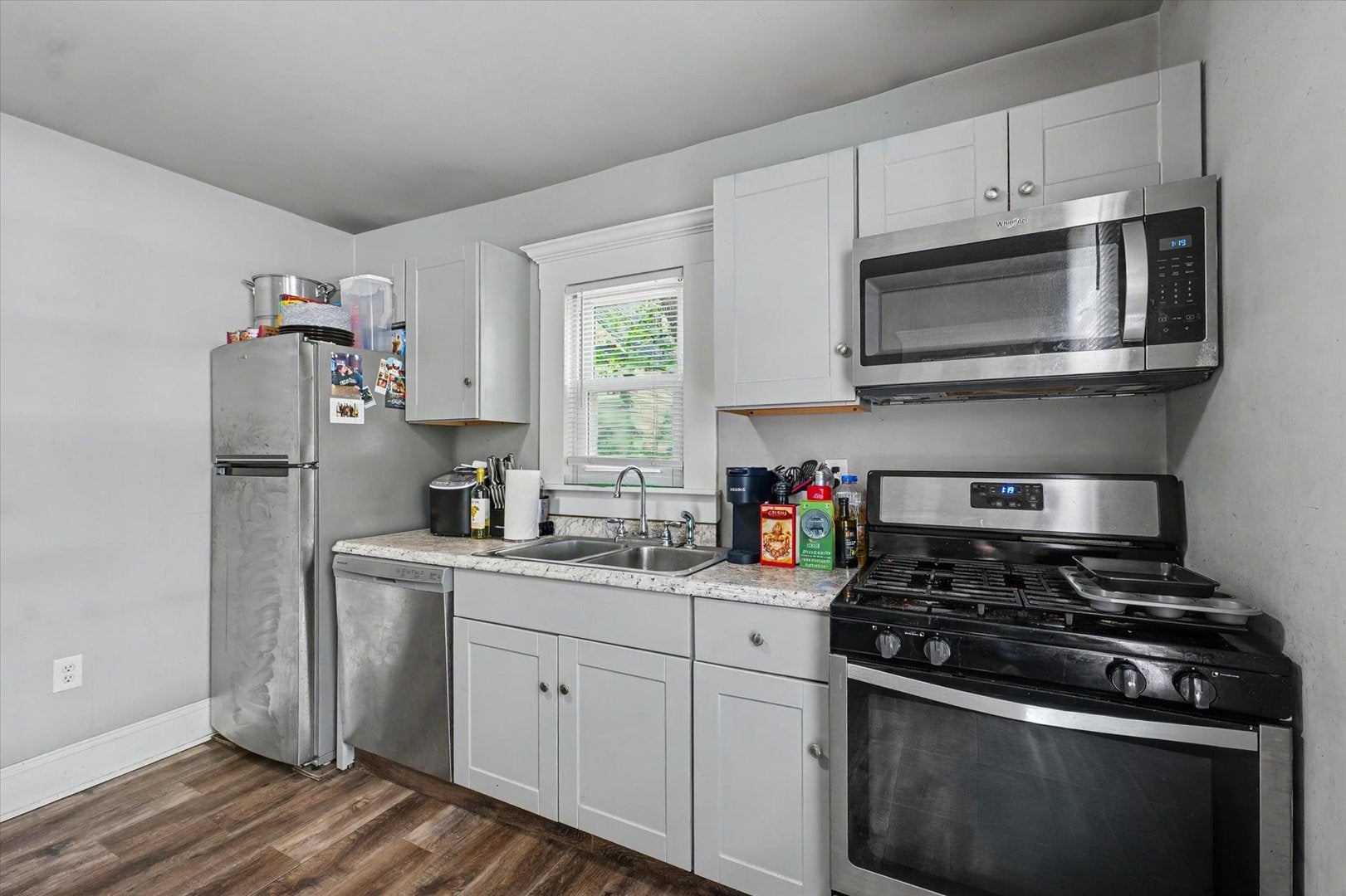 403 W Columbia Avenue