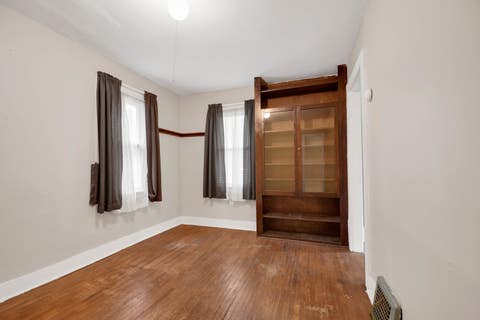 Tiny photo for 1408 E Washington Street, Joliet, IL 60433 (MLS # 12667936)