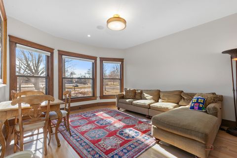 Tiny photo for 90 E Woodland Road, Lake Forest, IL 60045 (MLS # 12547676)