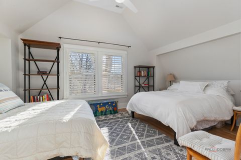 Tiny photo for 90 E Woodland Road, Lake Forest, IL 60045 (MLS # 12547676)