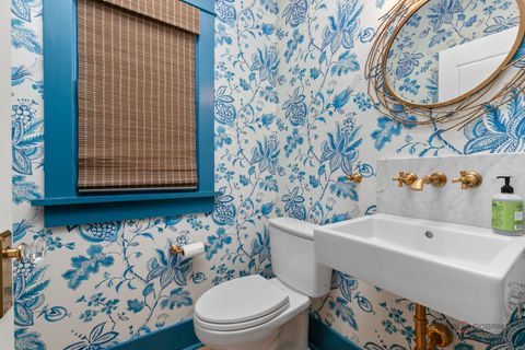 Tiny photo for 90 E Woodland Road, Lake Forest, IL 60045 (MLS # 12547676)