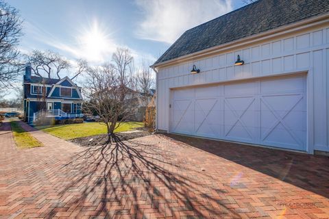 Tiny photo for 90 E Woodland Road, Lake Forest, IL 60045 (MLS # 12547676)