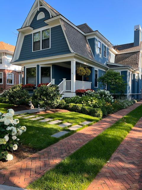 Photo of 90 E Woodland Road, Lake Forest, IL 60045 (MLS # 12547676)