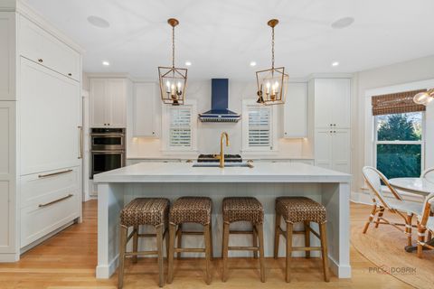 Tiny photo for 90 E Woodland Road, Lake Forest, IL 60045 (MLS # 12547676)