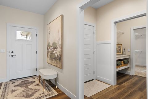 Tiny photo for 6 FRANK Court, Le Claire, IA 52753 (MLS # 12550282)