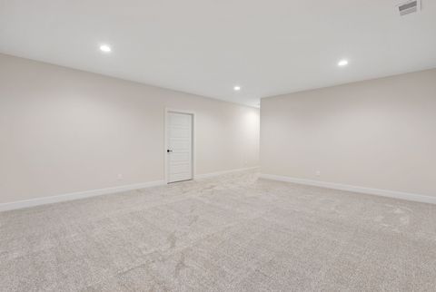 Tiny photo for 6 FRANK Court, Le Claire, IA 52753 (MLS # 12550282)