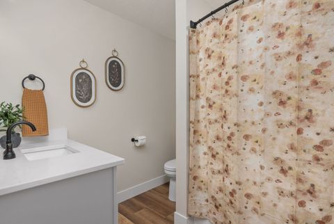 Tiny photo for 6 FRANK Court, Le Claire, IA 52753 (MLS # 12550282)