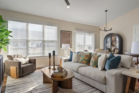 Tiny photo for 6 FRANK Court, Le Claire, IA 52753 (MLS # 12550282)