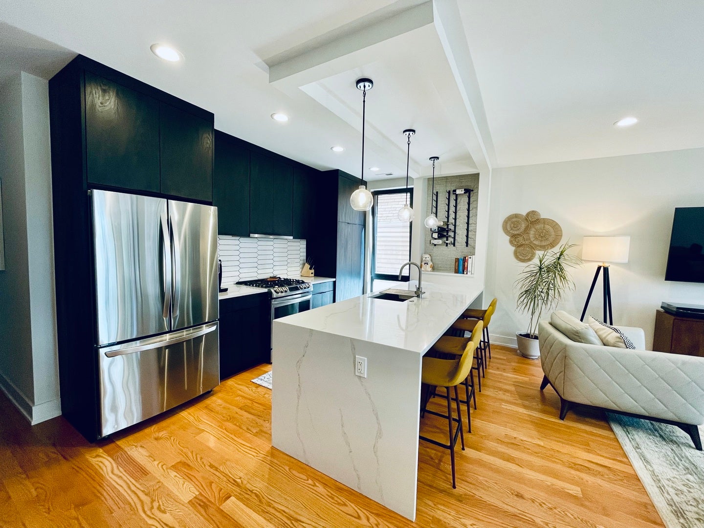 3644 W Belmont Avenue 2