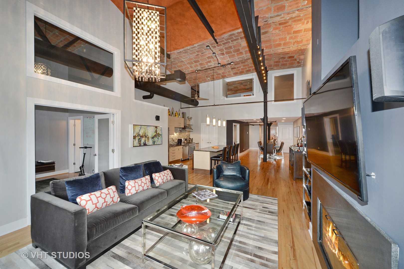 1000 W WASHINGTON Boulevard 517