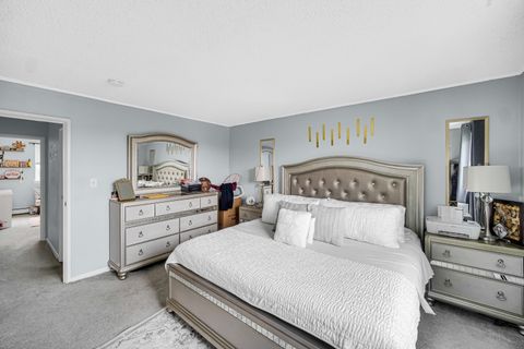 Tiny photo for 104 boardwalk Street #2E, Elk Grove Village, IL 60007 (MLS # 12477883)