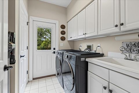 Tiny photo for 1917 Halifax Street, Libertyville, IL 60048 (MLS # 12490248)