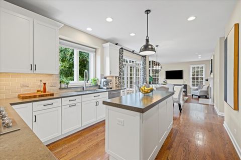 Tiny photo for 1917 Halifax Street, Libertyville, IL 60048 (MLS # 12490248)