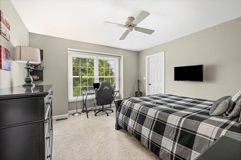 Tiny photo for 1917 Halifax Street, Libertyville, IL 60048 (MLS # 12490248)