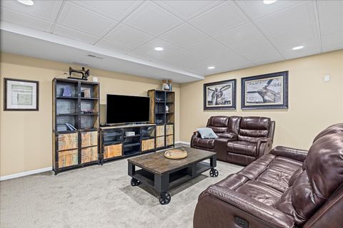 Tiny photo for 1917 Halifax Street, Libertyville, IL 60048 (MLS # 12490248)