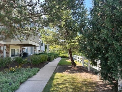 Tiny photo for 31782 N Pineview Boulevard, Lakemoor, IL 60051 (MLS # 12529813)