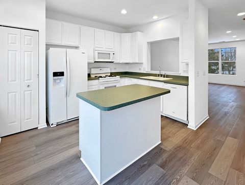 Tiny photo for 31782 N Pineview Boulevard, Lakemoor, IL 60051 (MLS # 12529813)