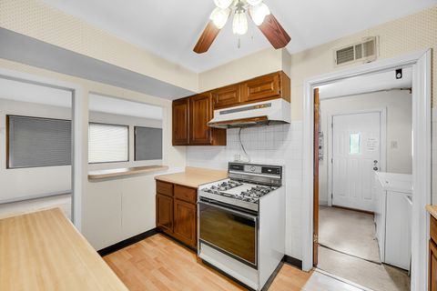 Tiny photo for 18625 Golfview Avenue, Homewood, IL 60430 (MLS # 12543968)