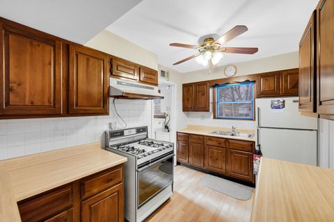 Tiny photo for 18625 Golfview Avenue, Homewood, IL 60430 (MLS # 12543968)