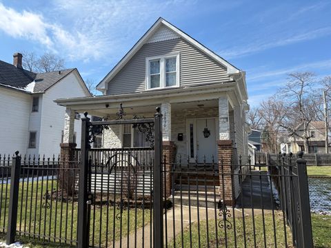 Photo of 10230 S Parnell Avenue, Chicago, IL 60628 (MLS # 12599587)