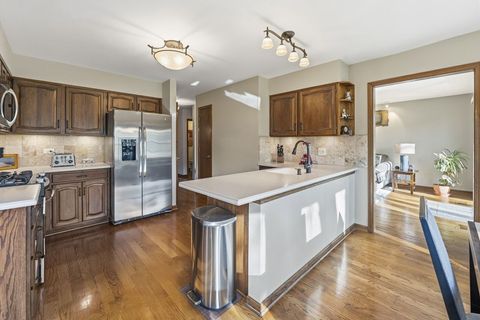 Tiny photo for 63 Country Club Drive, Prospect Heights, IL 60070 (MLS # 12625523)