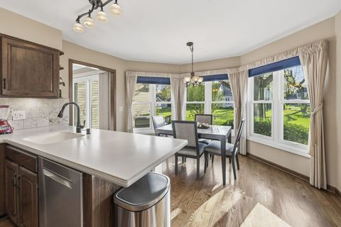 Tiny photo for 63 Country Club Drive, Prospect Heights, IL 60070 (MLS # 12625523)
