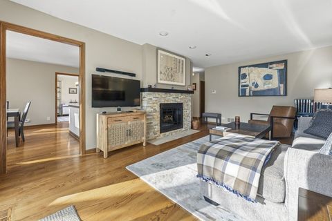 Tiny photo for 63 Country Club Drive, Prospect Heights, IL 60070 (MLS # 12625523)