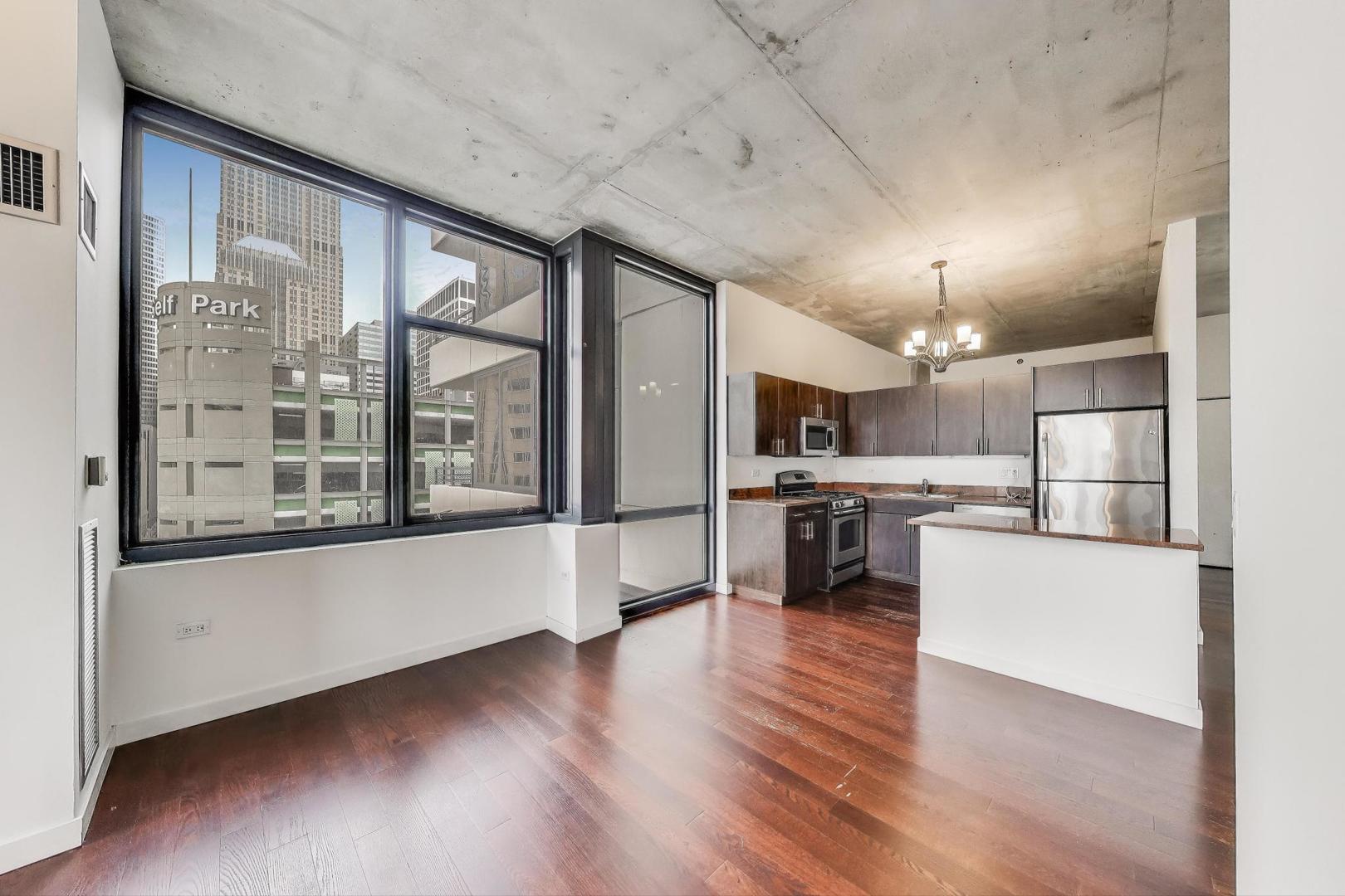 235 W VAN BUREN Street 1414