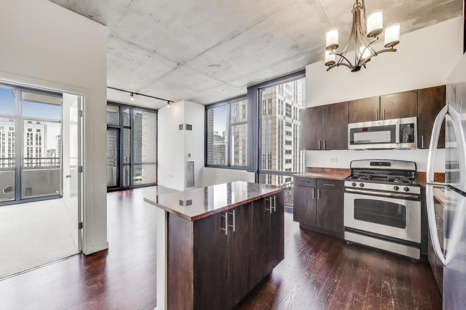 235 W VAN BUREN Street 1414