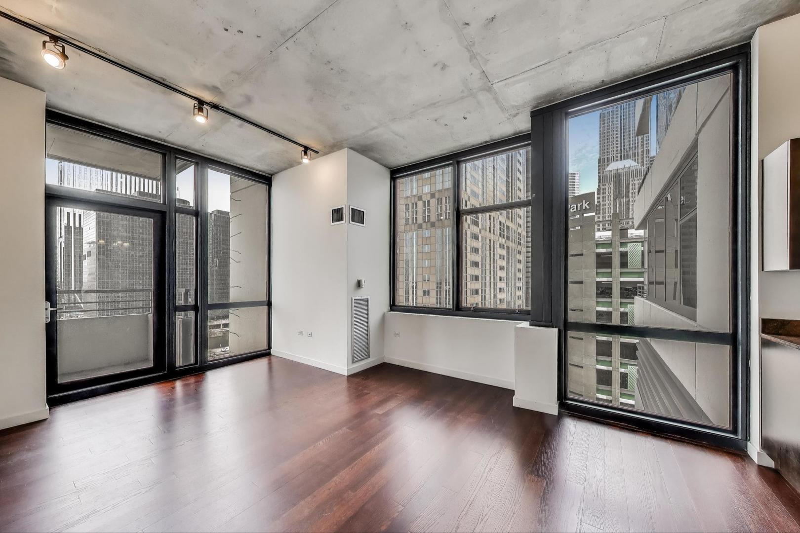 235 W VAN BUREN Street 1414