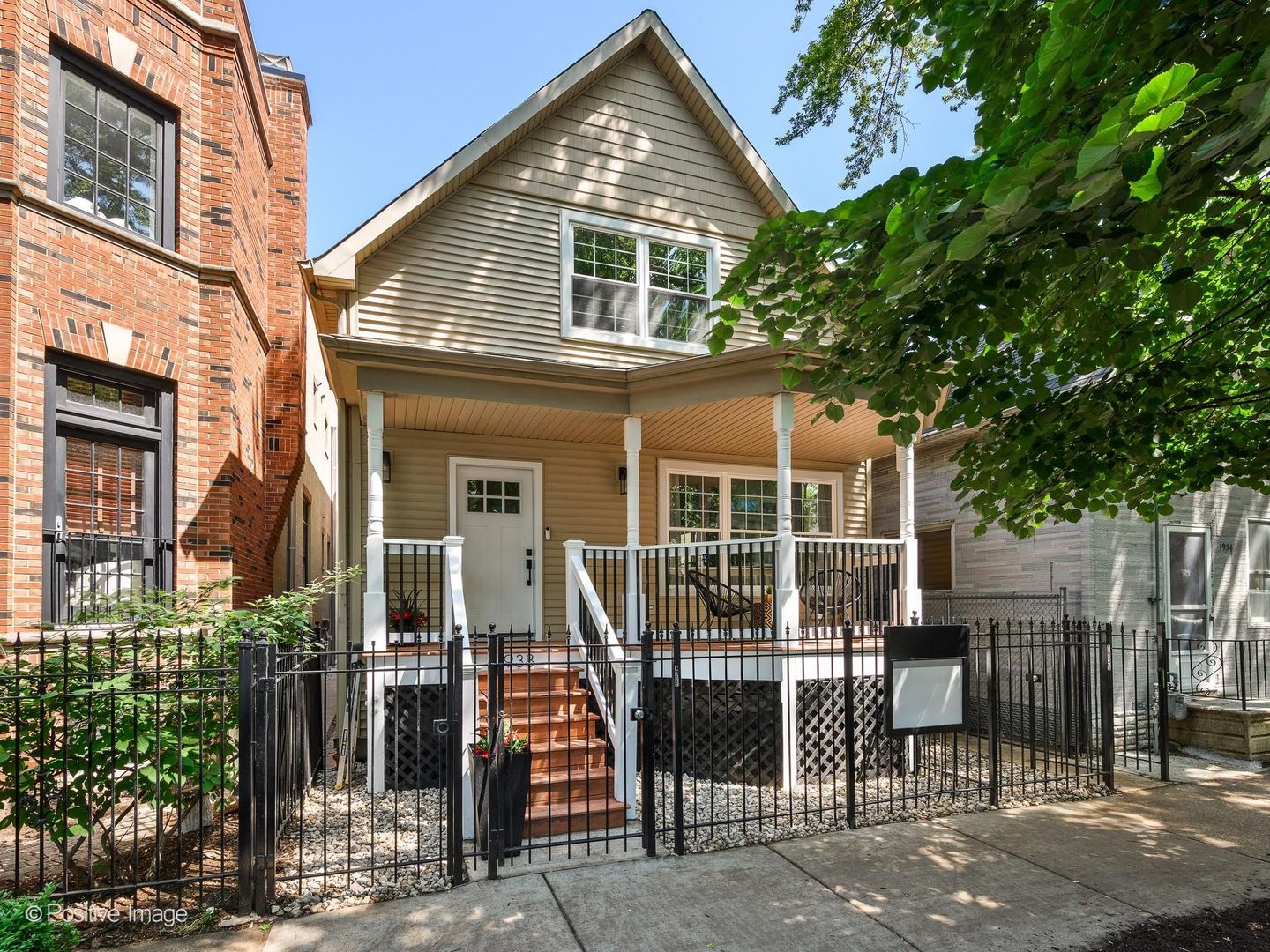 1938 W School Street