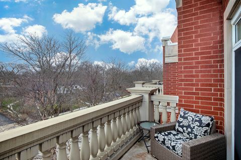 Tiny photo for 626 Homewood Avenue #405, Highland Park, IL 60035 (MLS # 12604934)