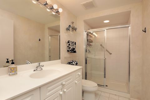 Tiny photo for 626 Homewood Avenue #405, Highland Park, IL 60035 (MLS # 12604934)