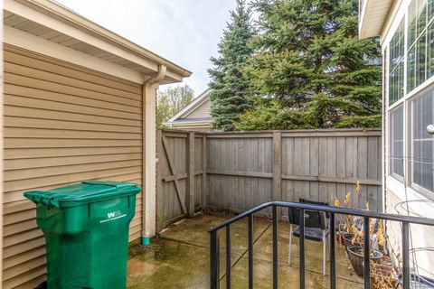 Tiny photo for 2147 Apple Hill Lane, Buffalo Grove, IL 60089 (MLS # 12627034)