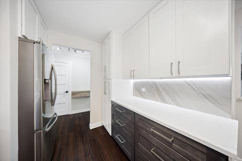 Tiny photo for 1515 E Central Road #420C, Arlington Heights, IL 60005 (MLS # 12694352)