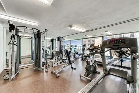 Tiny photo for 6033 N Sheridan Road #36G, Chicago, IL 60660 (MLS # 12407641)