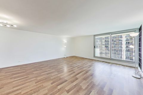 Tiny photo for 6033 N Sheridan Road #36G, Chicago, IL 60660 (MLS # 12407641)