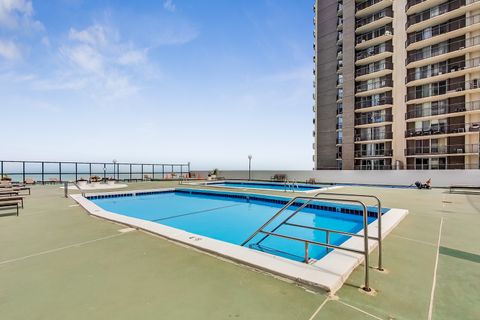Tiny photo for 6033 N Sheridan Road #36G, Chicago, IL 60660 (MLS # 12407641)