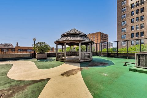 Tiny photo for 6033 N Sheridan Road #36G, Chicago, IL 60660 (MLS # 12407641)
