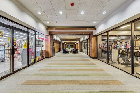 Tiny photo for 6033 N Sheridan Road #36G, Chicago, IL 60660 (MLS # 12407641)