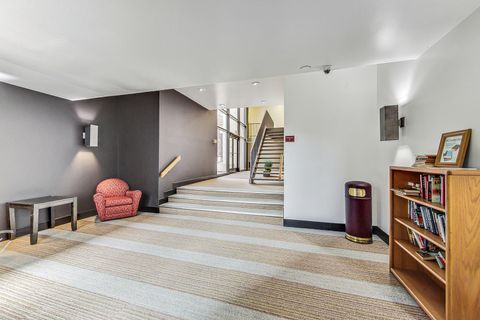 Tiny photo for 6033 N Sheridan Road #36G, Chicago, IL 60660 (MLS # 12407641)